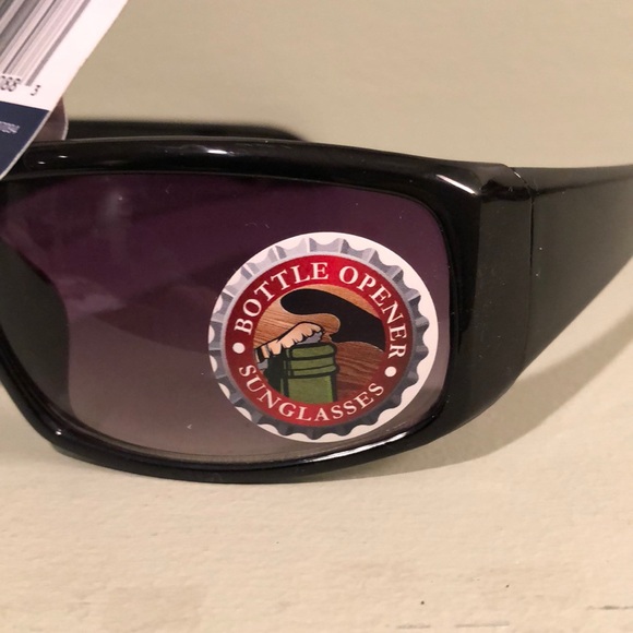 Men’s Sun Glasses - Picture 3 of 8